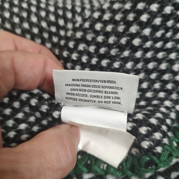 Hearth and Hand wool blend throw blanket - Picture 2 of 5